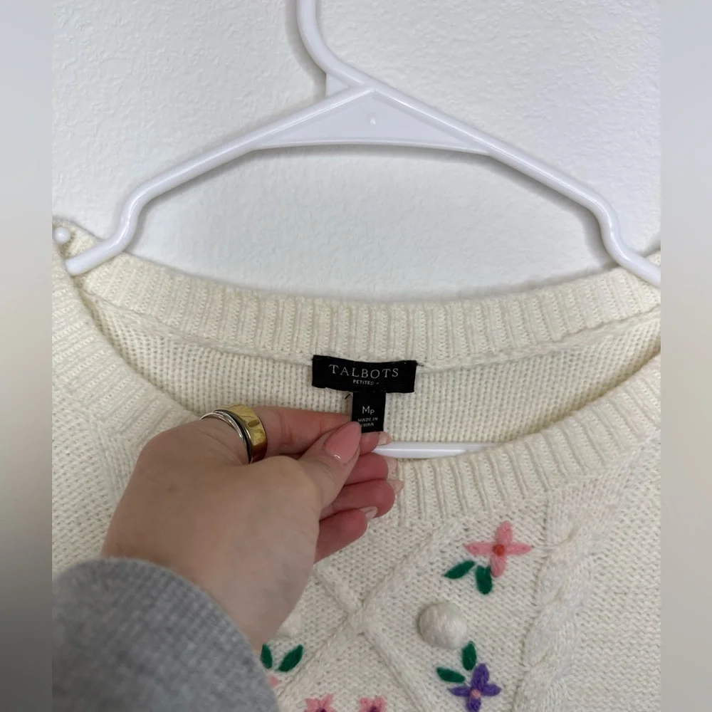 Talbots embroidered flower sweater - M petite